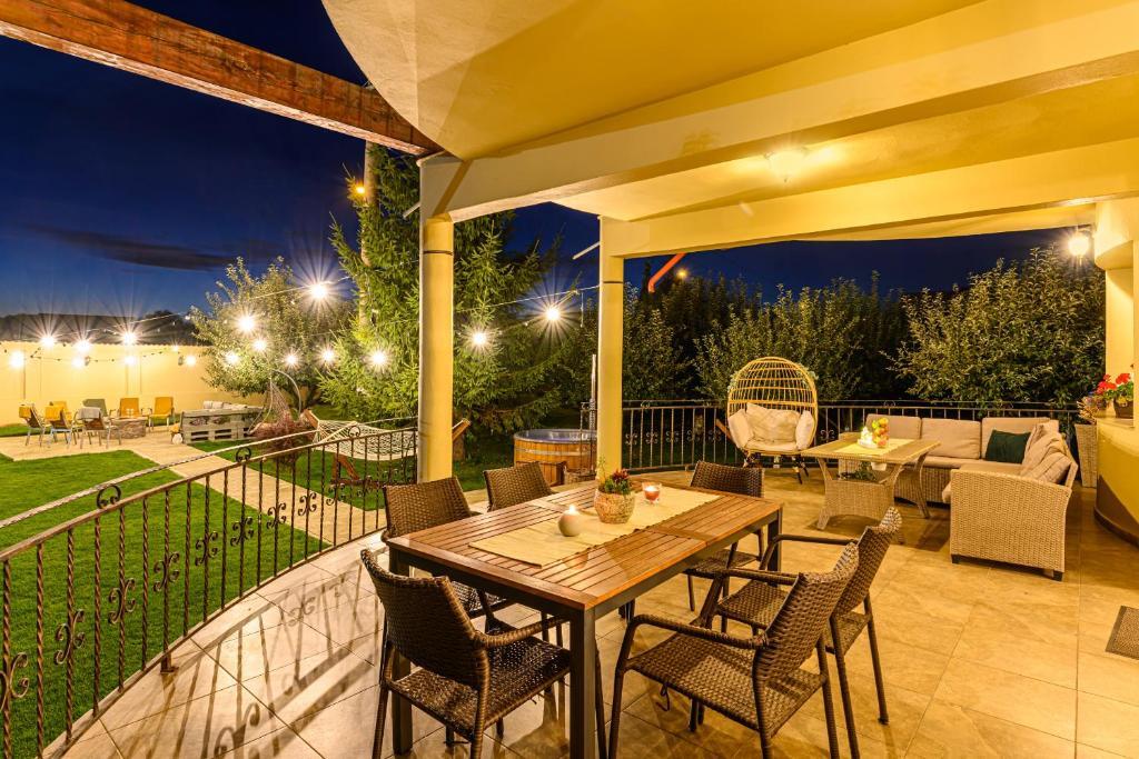 Orchard Villa - 447