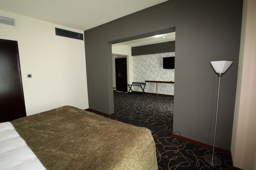 Hotel Orizont - 725
