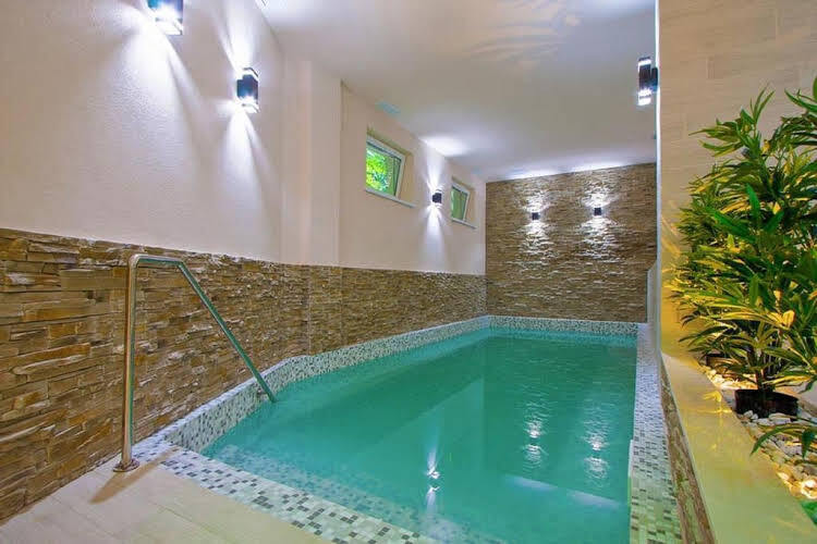 Hotel Orizont - 580