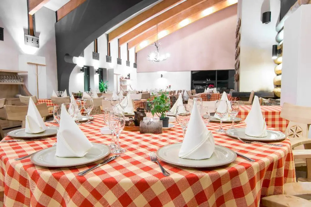 Hotel Orizont - 733