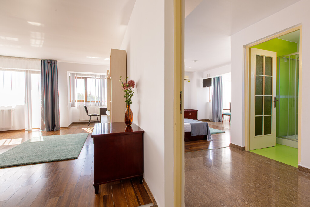 Lira Pacific Aparthotel - 749