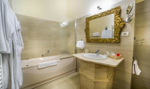 Picasso Boutique Hotel - 231