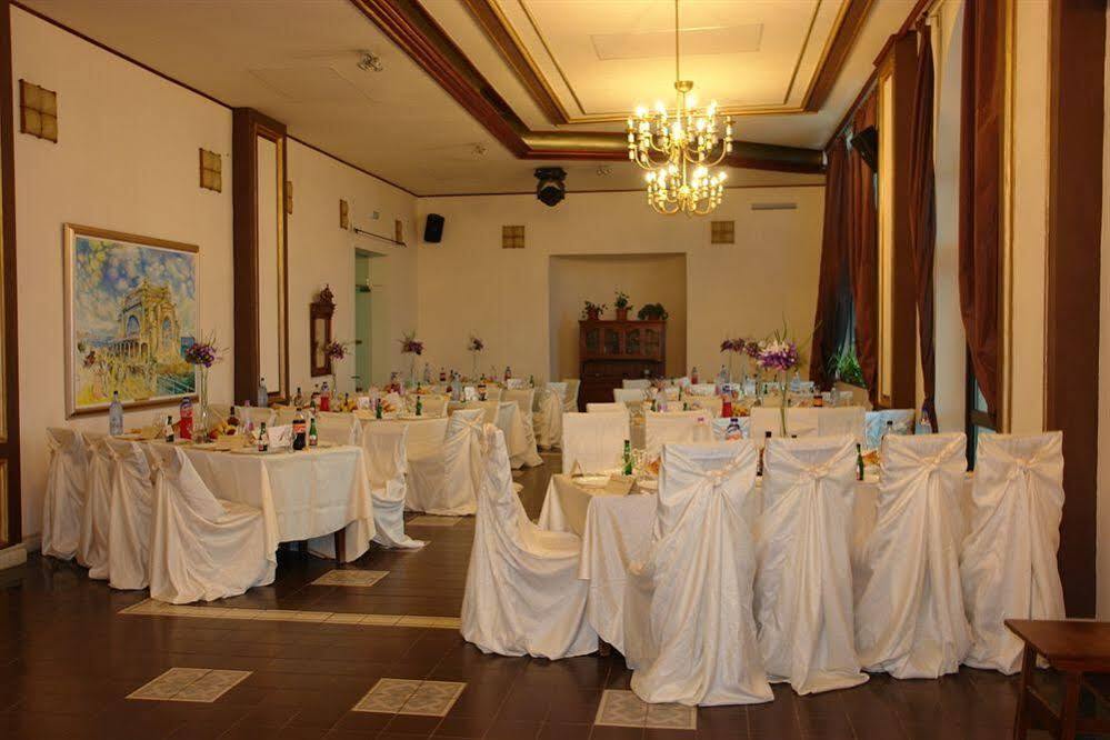 Ten Hotel Colonadelor - 387