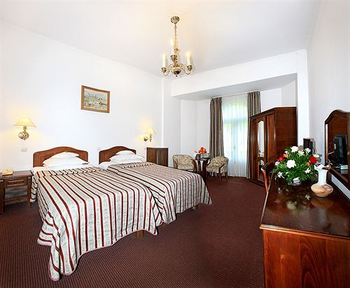 Hotel Palace - 856