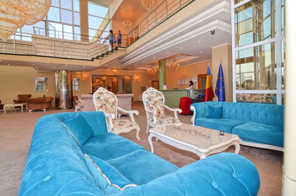 Queen Vera Hotel - 572