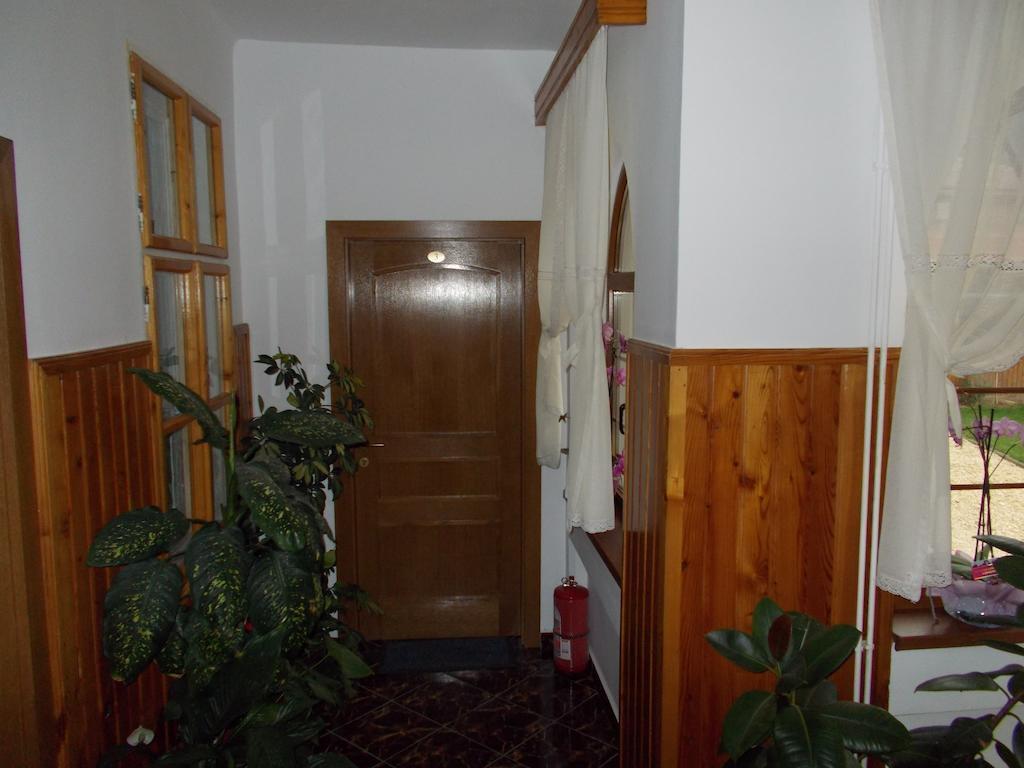 Casa Râșnoveană - 606