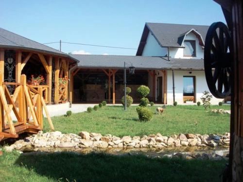 Pension La Taticu - 402