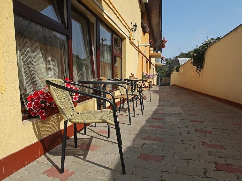 Pension Mora Cluj Napoca - 695