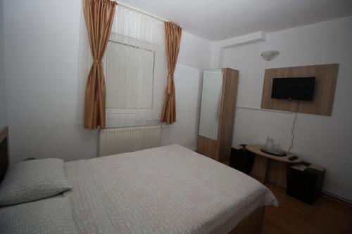 Pension Sinaia - Casa Ta - 814