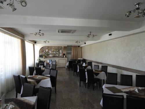 Pensiune Restaurant Avangarde - 260