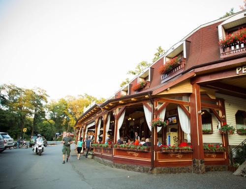 Pensiune Restaurant Lyra - 932