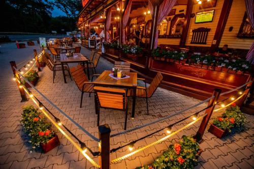 Pensiune Restaurant Lyra - 443