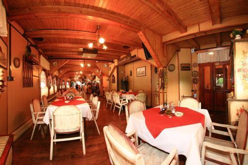 Pensiune Restaurant Lyra - 804