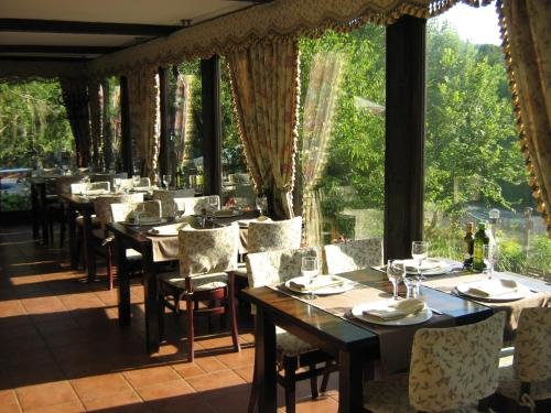 Pensiune-Restaurant Tara Luanei - 793