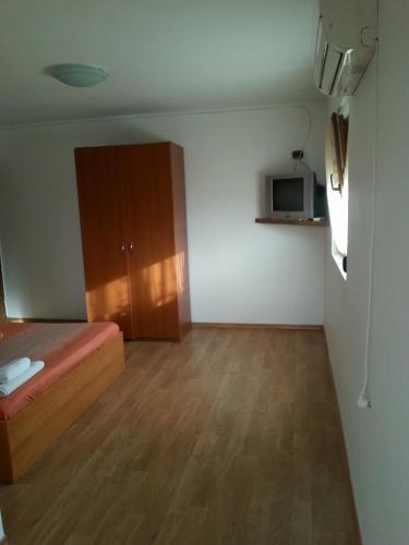 Pensiunea Casa Serban - 210