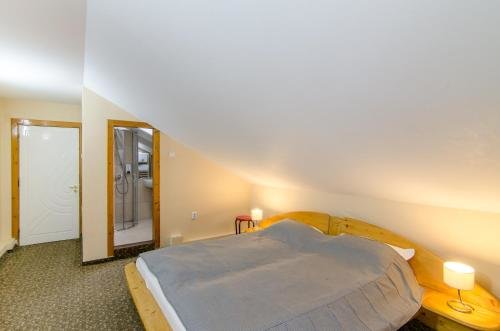 Pensiunea Casa Tepes - 809