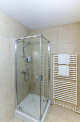 Pensiunea Casa Tepes - 398