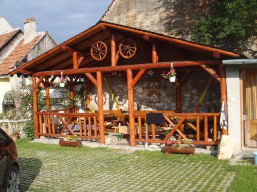 Pensiunea Garofita Pietrei Craiului - 460