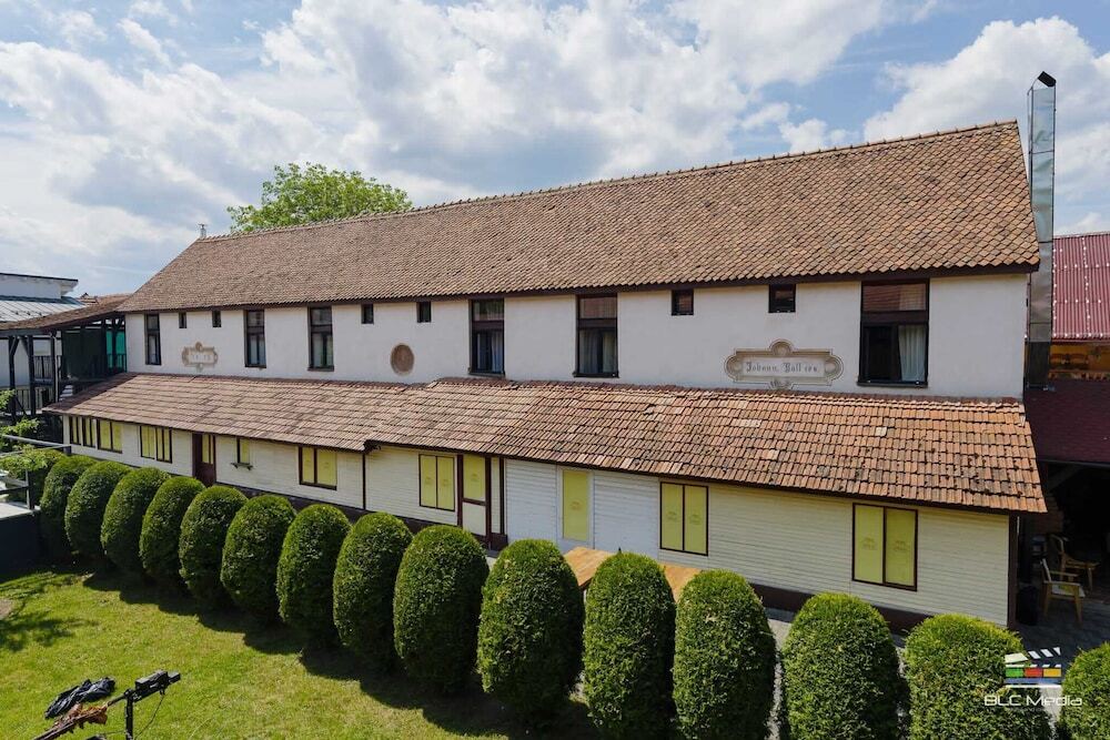 Cristian Inn - 517