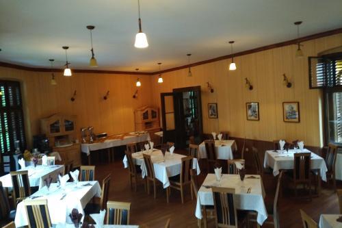 Cristian Inn - 273