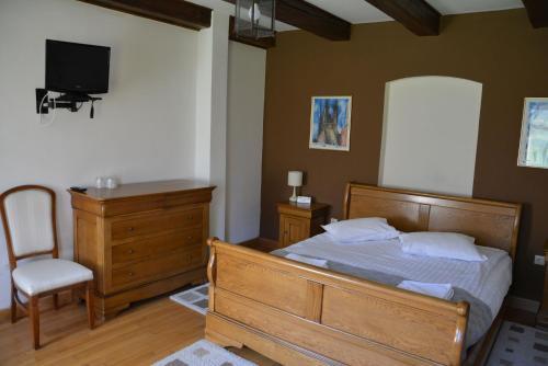 Cristian Inn - 672