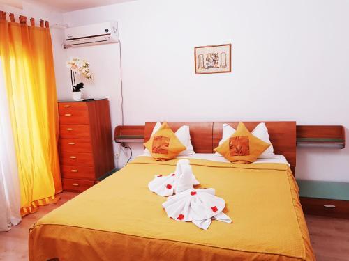 Pensiunea Red Rose Apartments - 709