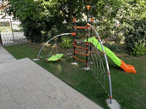 Pensiunea Socrita - 97