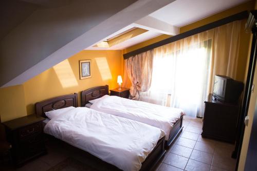 Lavric Bistro Pension - 730