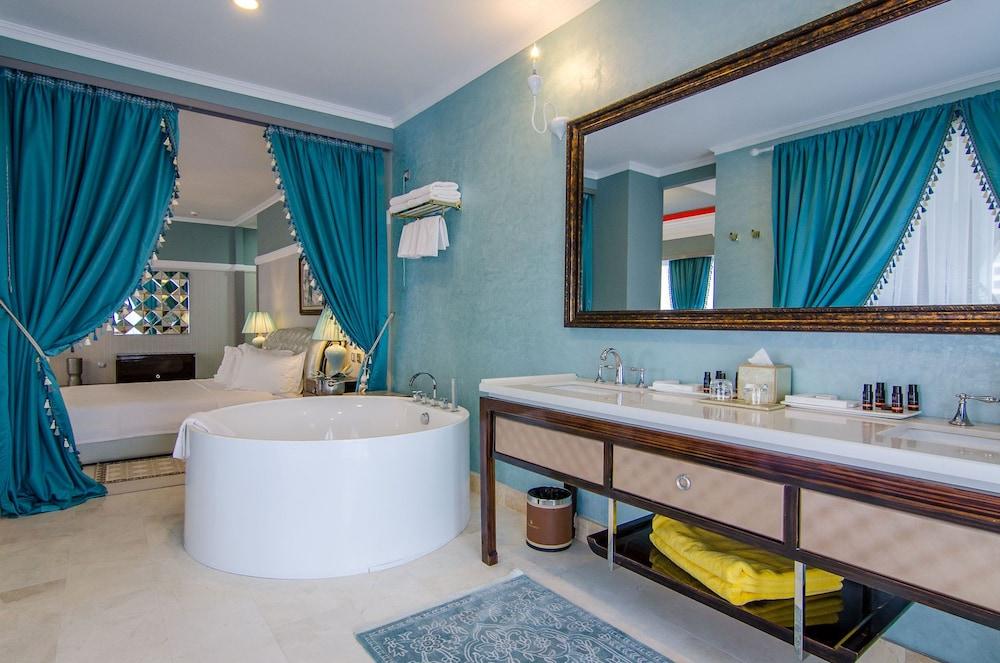 Phoenicia Boutique Hotel & Casino - Adults Only - 332