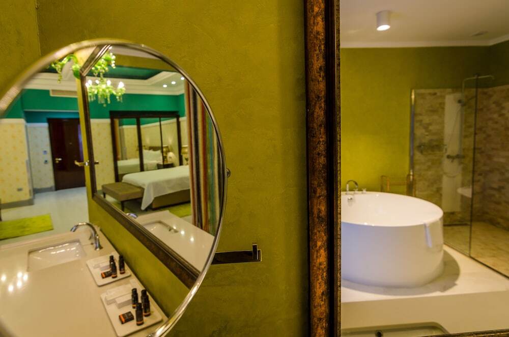 Phoenicia Boutique Hotel & Casino - Adults Only - 387