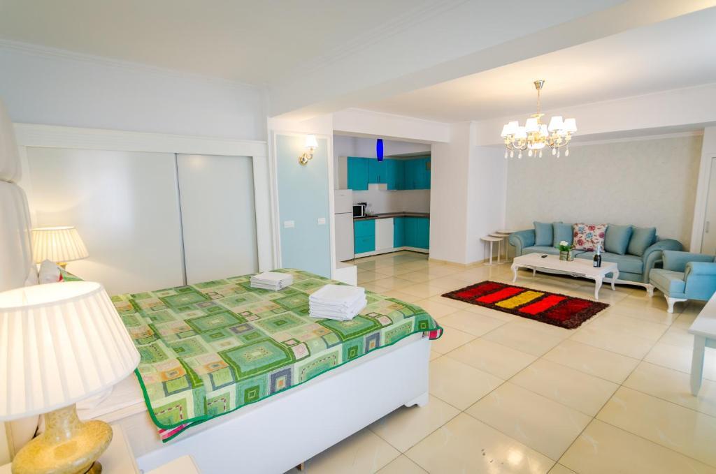 Phoenicia Holiday Resort - 532