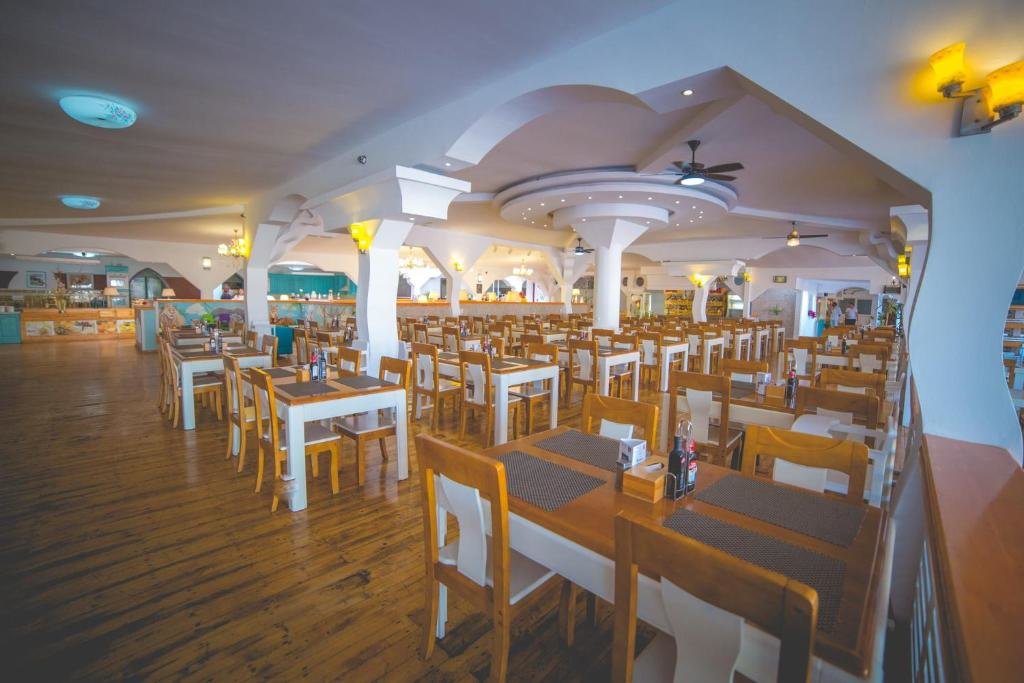 Phoenicia Holiday Resort - 240