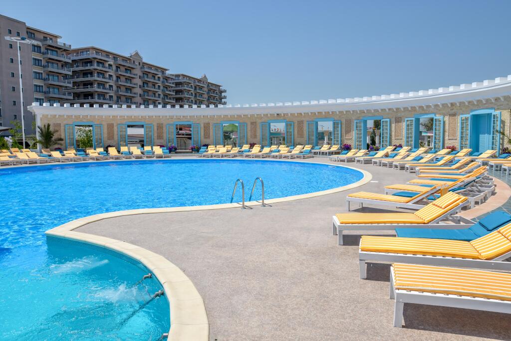 Phoenicia Luxury - 922