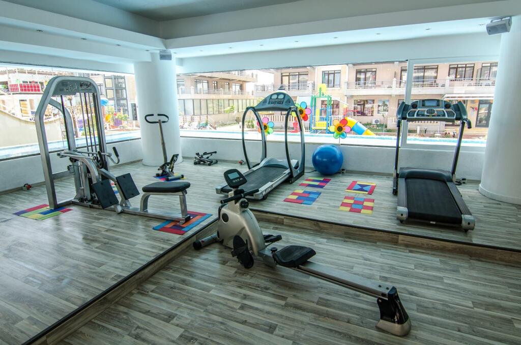 Phoenicia Luxury - 572
