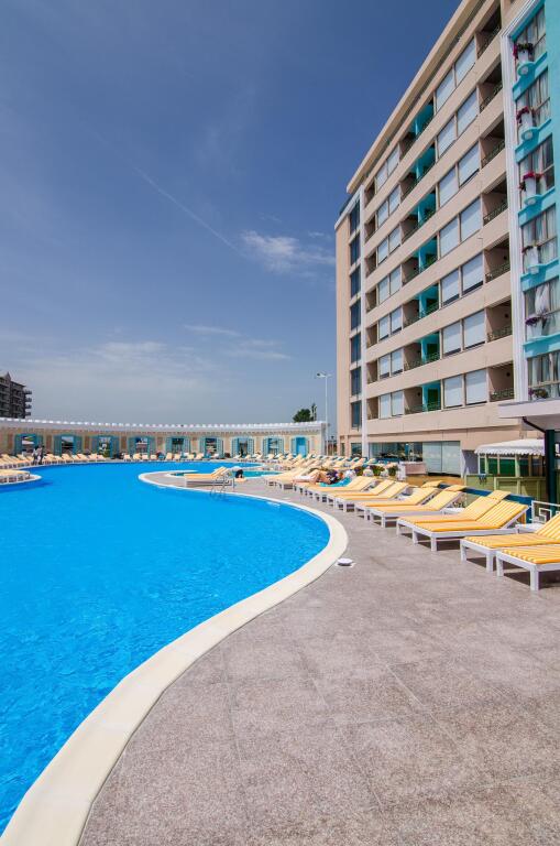Phoenicia Luxury - 501