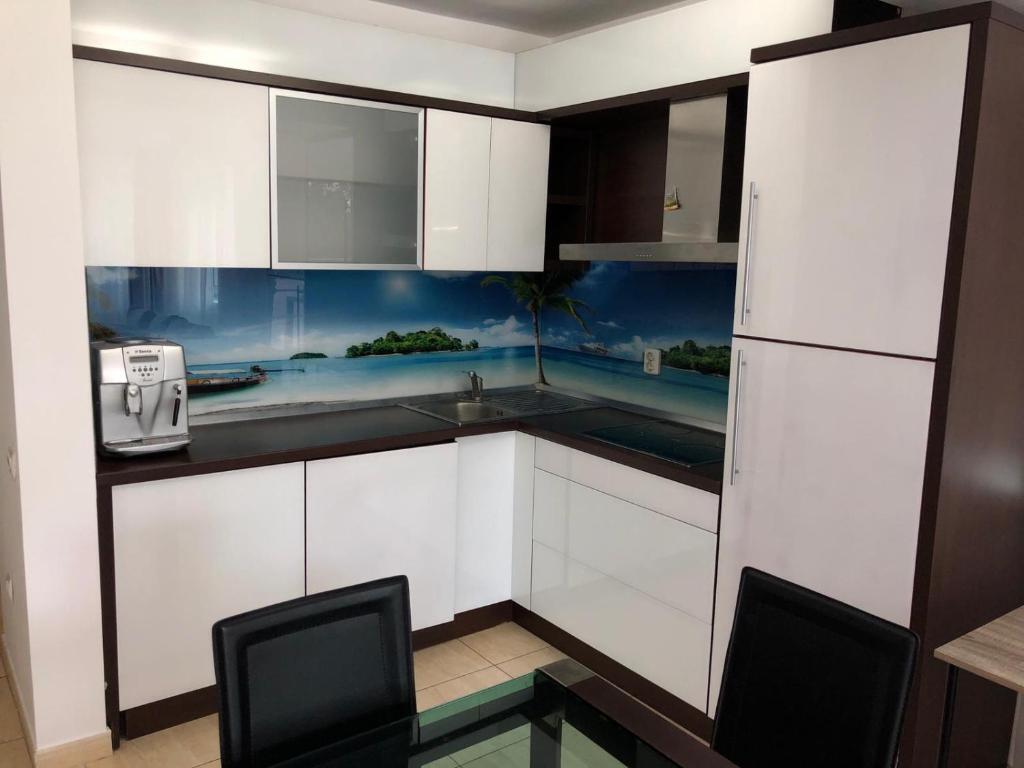 Piano Bar Holidays Apartments - 203