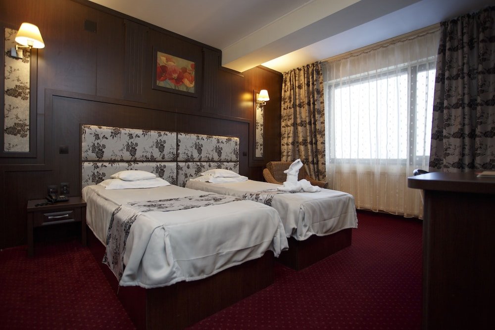 Hotel Piemonte - 985