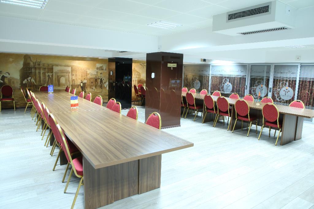Grand Pier Hotel Old Town - 184