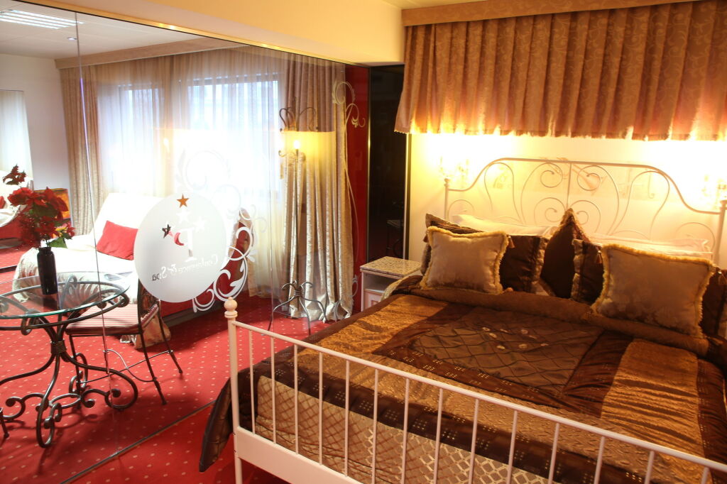 Grand Pier Hotel Old Town - 902