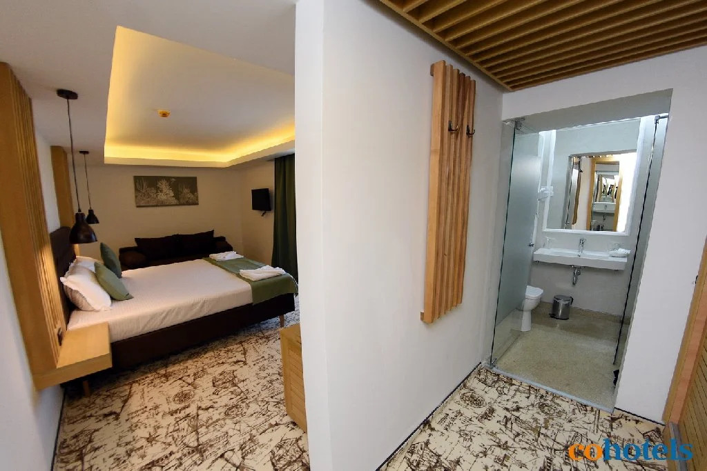 Hotel Poseidon Jupiter - 743