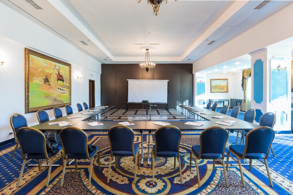 Prahova Plaza Hotel - 700