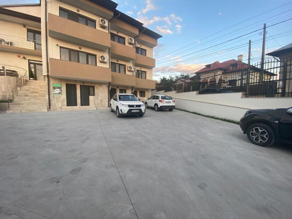 Prestige House - 641