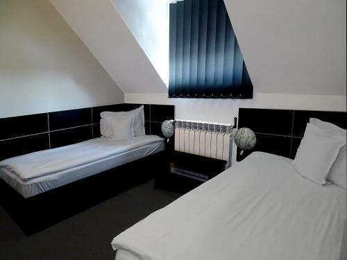 Prince Hotel - 951