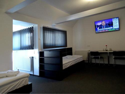 Prince Hotel - 478