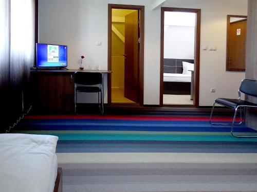 Prince Hotel - 959