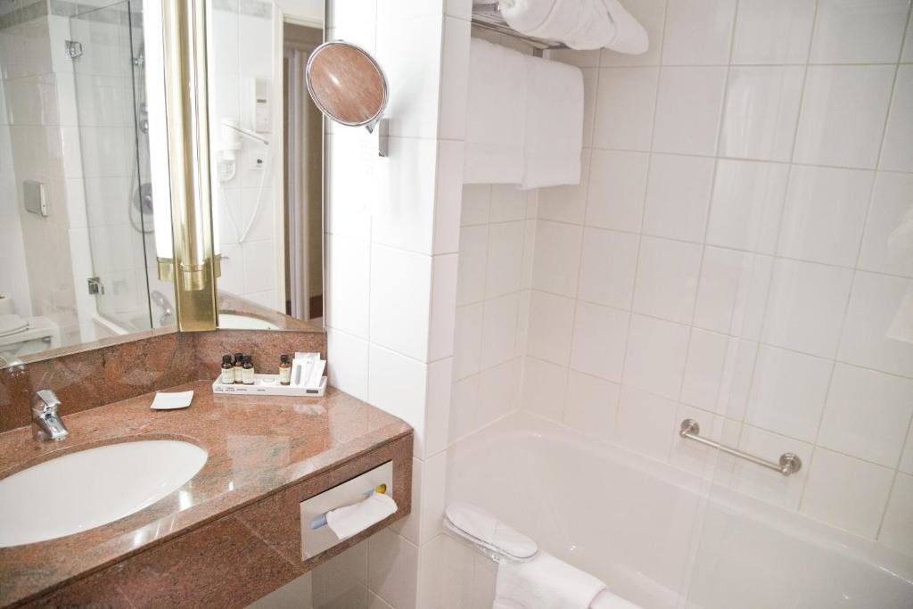 Pullman Bucharest World Trade Center Hotel - 786