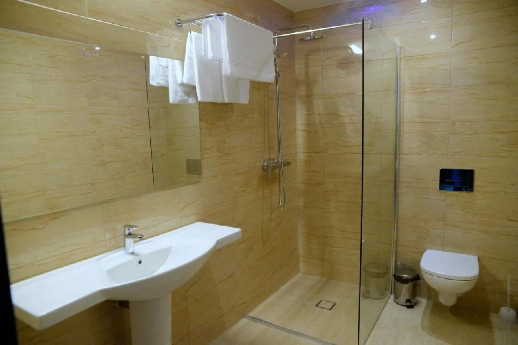 Ramada by Wyndham Constanta - 49