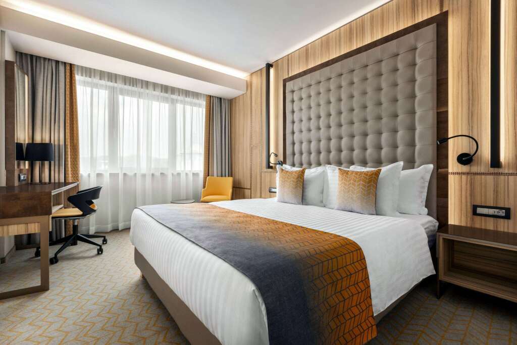 Ramada by Wyndham Ramnicu Valcea - 776