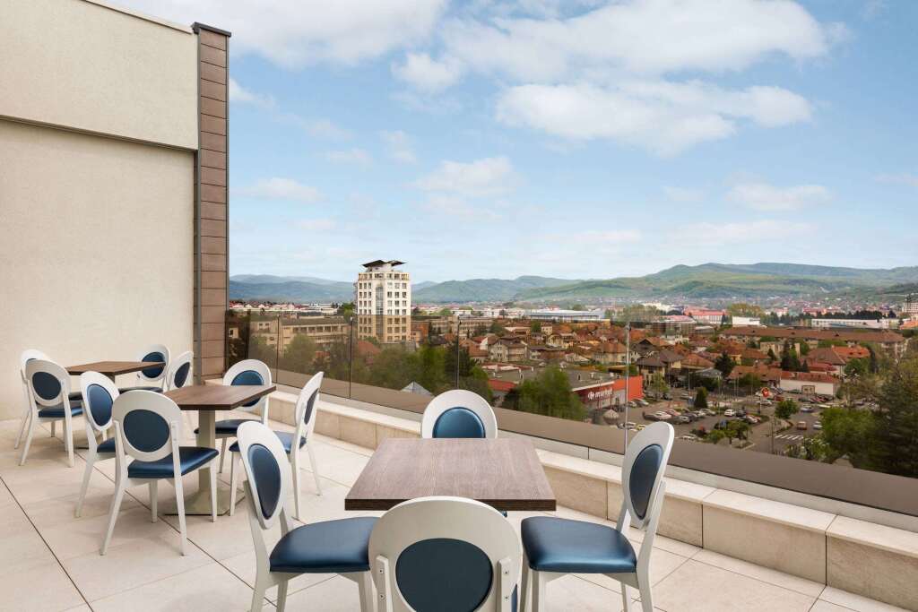 Ramada by Wyndham Ramnicu Valcea - 567