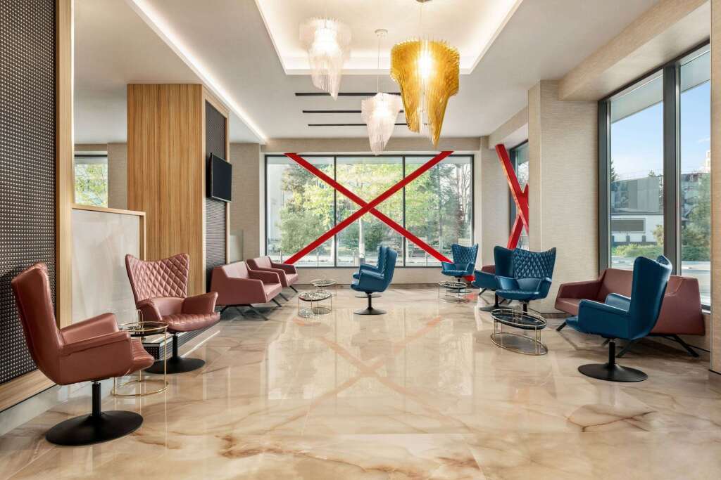 Ramada by Wyndham Ramnicu Valcea - 702